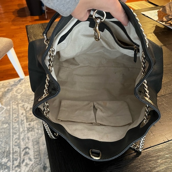 AUTHETIC | Gucci Black Leather Soho Shoulder Bag with Gold Chain - Picture 9 of 12